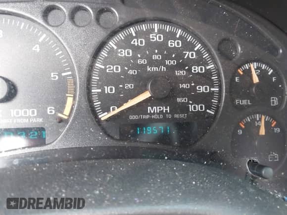 2002 Chevrolet Blazer LS z VIN 1GNDT13W92K170614, wystawiony jako IAAI lot #41745723 z przebiegiem 119 571 mil mil oraz . Historia ofert i sprzedaży dostępna na DreamBid. Obrazek 15.