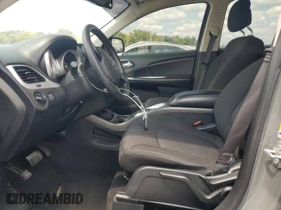 2020 Dodge Journey SE Value with VIN 3C4PDCAB3LT194907, listed as a Copart auction lot 70919665 with 126,694 mi miles and Salvage title. Bid and sale history available at DreamBid. Image 7.