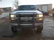 2002 Chevrolet Silverado 2500HD LS z VIN 1GCHK23G92F223123, wystawiony jako Copart lot #84289734 z przebiegiem 174 131 mil mil oraz Szkoda całkowita • Salvage title. Historia ofert i sprzedaży dostępna na DreamBid. Obrazek 5.