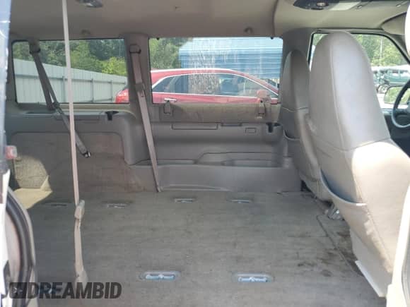 2000 Chevrolet Astro с VIN 1GNDM19W7YB211688, выставлен на аукционе Copart как лот 71681875 с пробегом 153 902 миль миль и Списание • Salvage title. История ставок и продаж доступна на DreamBid. Изображение 11.