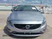 2018 Volvo S60 Dynamic с VIN YV126MFL2J2450619, выставлен на аукционе IAAI как лот 42494620 с пробегом 62 167 миль миль и . История ставок и продаж доступна на DreamBid. Изображение 12.