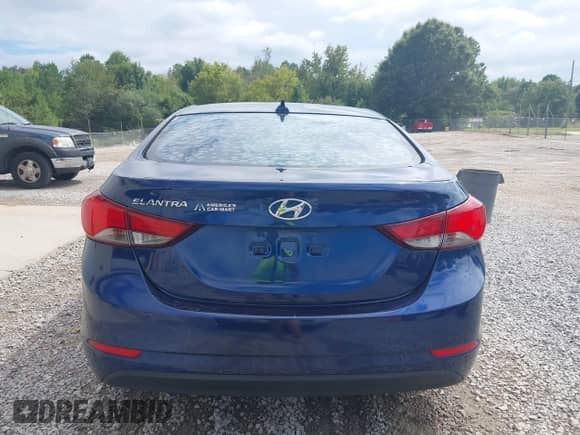2016 Hyundai Elantra Value Edition с VIN 5NPDH4AEXGH737179, выставлен на аукционе IAAI как лот 43126451 с пробегом 173 790 миль миль и . История ставок и продаж доступна на DreamBid. Изображение 16.