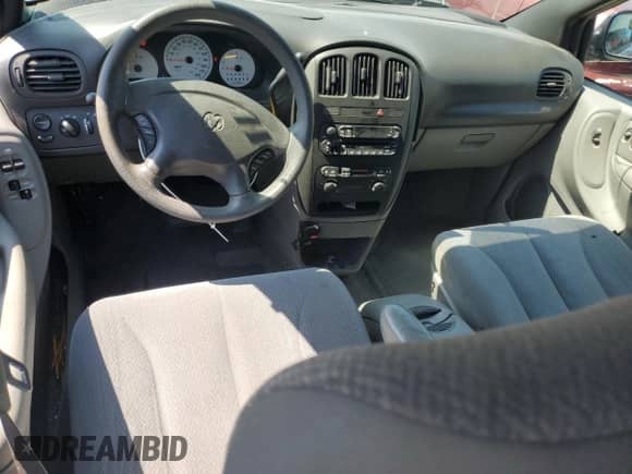 2004 Dodge Caravan SXT with VIN 1D4GP45R64B569005, listed as a Copart auction lot 64564485 with 118,809 mi miles and Salvage title. Bid and sale history available at DreamBid. Image 8.