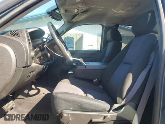 2011 Chevrolet Silverado 2500HD LT с VIN 1GC2KXCG6BZ157521, выставлен на аукционе Copart как лот 85544385 с пробегом 128 072 миль миль и Чистый • Clean title. История ставок и продаж доступна на DreamBid. Изображение 7.