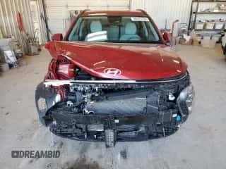 2024 Hyundai Kona SEL с VIN KM8HB3ABXRU082688, выставлен на аукционе Copart как лот 80265784 с пробегом 13 391 миль миль и Списание • Salvage title. История ставок и продаж доступна на DreamBid. Изображение 5.