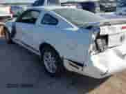 2006 Ford Mustang Standard z VIN 1ZVFT80NX65200615, wystawiony jako IAAI lot #43376615 z przebiegiem 145 634 mil mil oraz . Historia ofert i sprzedaży dostępna na DreamBid. Obrazek 12.