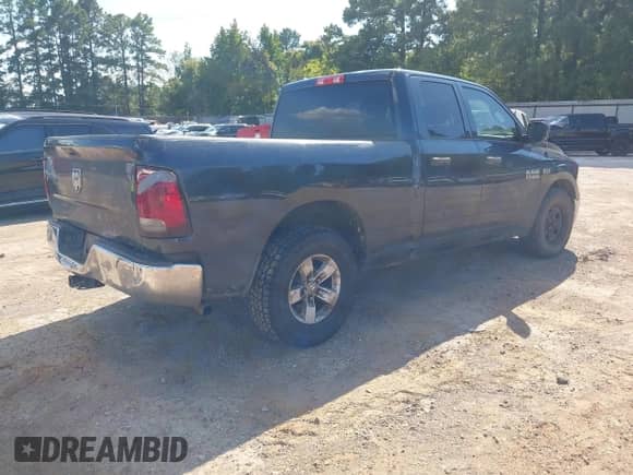 2016 Ram 1500 Express with VIN 1C6RR6FT3GS118843, listed as a IAAI auction lot 43151711 with 267,592 mi miles and . Bid and sale history available at DreamBid. Image 4.