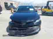 2020 Toyota Camry Hybrid XLE z VIN 4T1F31AK4LU526096, wystawiony jako IAAI lot #42213926 z przebiegiem 102 881 mil mil oraz . Historia ofert i sprzedaży dostępna na DreamBid. Obrazek 13.