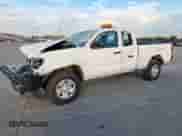 2017 Toyota Tacoma SR with VIN 5TFRX5GN3HX079894, listed as a Copart auction lot 84829485 with 84,479 mi miles and Clean title. Bid and sale history available at DreamBid. Image 1.