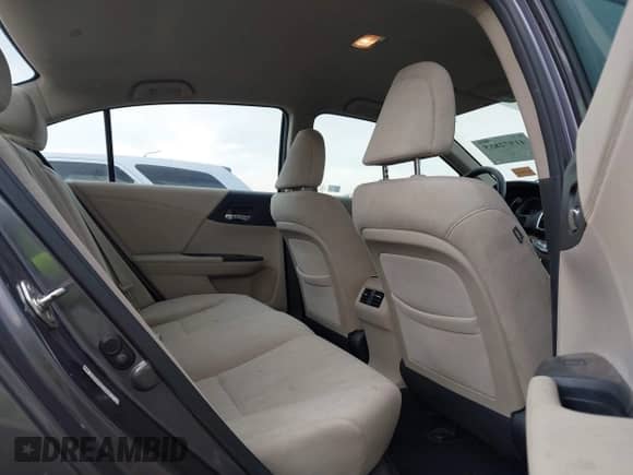 2014 Honda Accord with VIN 1HGCR6F32EA003914, listed as a IAAI auction lot 41972855 with 134,019 mi miles and . Bid and sale history available at DreamBid. Image 8.