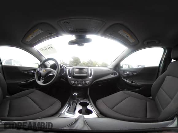 2018 Chevrolet Malibu LT с VIN 1G1ZD5ST5JF170586, выставлен на аукционе IAAI как лот 43334454 с пробегом 68 596 миль миль и . История ставок и продаж доступна на DreamBid. Изображение 20.