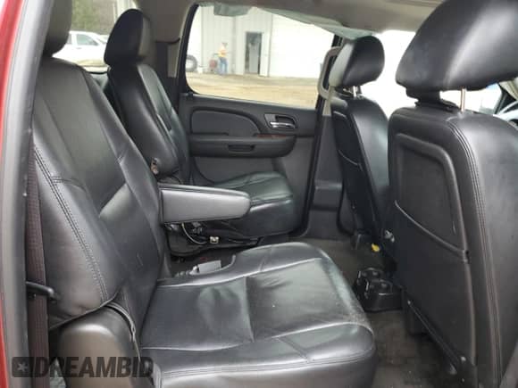 2014 Chevrolet Suburban LTZ с VIN 1GNSCKE06ER160348, выставлен на аукционе Copart как лот 44012285 с пробегом Не указан миль и Списание • Salvage title. История ставок и продаж доступна на DreamBid. Изображение 11.