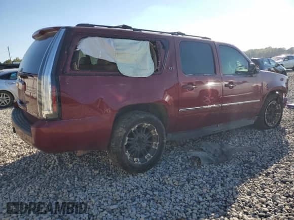 2011 Chevrolet Suburban LT with VIN 1GNSKJE39BR132837, listed as a Copart auction lot 86316825 with 267,881 mi miles and Clean title. Bid and sale history available at DreamBid. Image 3.