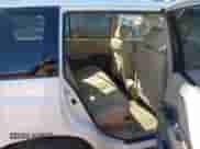 2005 Toyota Highlander z VIN JTEEP21A350108281, wystawiony jako IAAI lot #43292565 z przebiegiem 65 679 mil mil oraz . Historia ofert i sprzedaży dostępna na DreamBid. Obrazek 8.