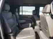 2021 Chevrolet Suburban Z71 с VIN 1GNSKDKD2MR457654, выставлен на аукционе Copart как лот 81255995 с пробегом 162 569 миль миль и Чистый • Clean title. История ставок и продаж доступна на DreamBid. Изображение 11.