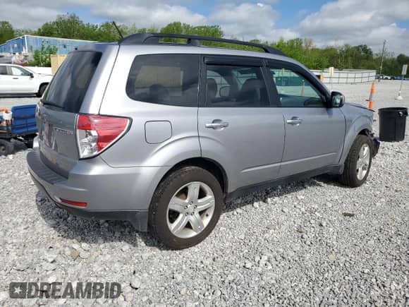 2010 Subaru Forester X Limited с VIN JF2SH6DC5AH909123, выставлен на аукционе Copart как лот 56721635 с пробегом 119 079 миль миль и Списание • Salvage title. История ставок и продаж доступна на DreamBid. Изображение 3.