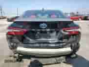 2021 Toyota Camry Hybrid XSE with VIN 4T1K31AK5MU549676, listed as a Copart auction lot 81924375 with 83,653 mi miles and Salvage title. Bid and sale history available at DreamBid. Image 6.