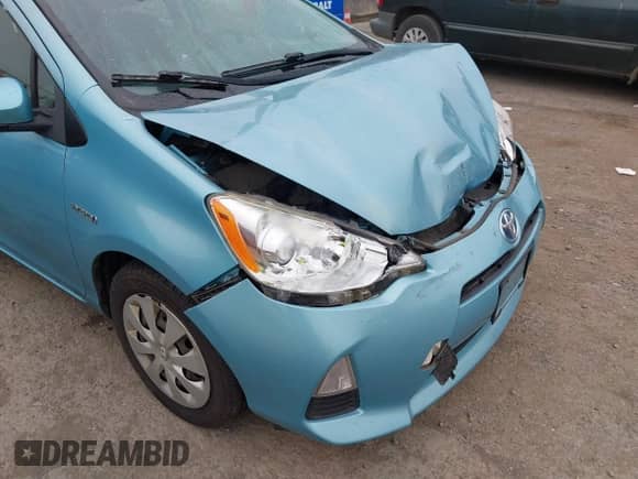 2014 Toyota Prius One with VIN JTDKDTB34E1076814, listed as a IAAI auction lot 43111499 with 142,988 mi miles and . Bid and sale history available at DreamBid. Image 17.