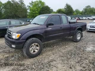 1998 Toyota Tacoma with VIN 4TASM92N4WZ153989, listed as a Copart auction lot 58510095 with 266,117 mi miles and Clean title. Bid and sale history available at DreamBid. Image 1.