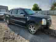 2008 Cadillac Escalade EXT with VIN 3GYFK62898G196001, listed as a Copart auction lot 71887995 with 120,434 mi miles and Clean title. Bid and sale history available at DreamBid. Image 4.