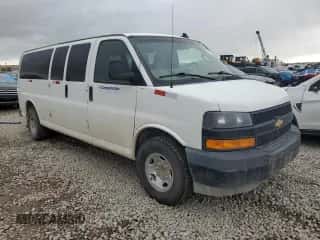 2021 Chevrolet Express Passenger LS с VIN 1GAZGNF73M1236963, выставлен на аукционе Copart как лот 75325424 с пробегом 26 172 миль миль и Списание • Salvage title. История ставок и продаж доступна на DreamBid. Изображение 4.