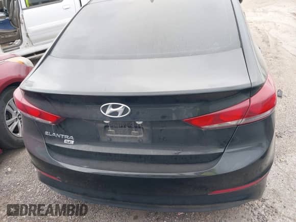 2018 Hyundai Elantra SE с VIN 5NPD74LF7JH376140, выставлен на аукционе IAAI как лот 42353926 с пробегом 135 890 миль миль и . История ставок и продаж доступна на DreamBid. Изображение 22.