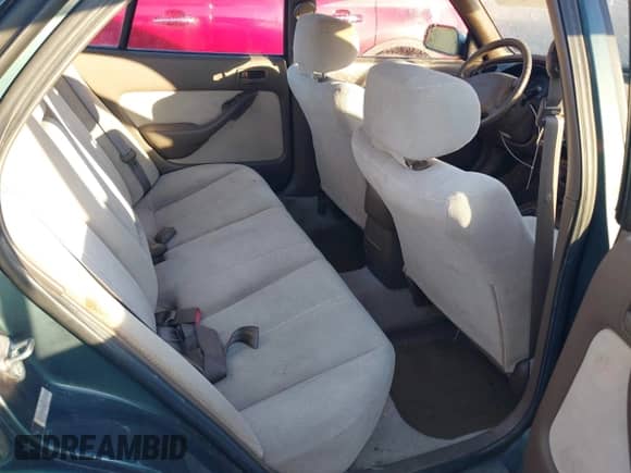 1996 Toyota Camry DX with VIN JT2BG12K8T0363541, listed as a IAAI auction lot 37847965 with 182,241 mi miles and . Bid and sale history available at DreamBid. Image 8.