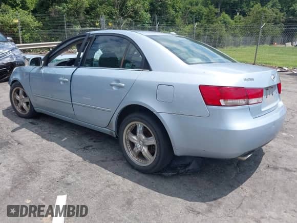 2007 Hyundai Sonata SE с VIN 5NPEU46F17H259770, выставлен на аукционе IAAI как лот 42753762 с пробегом 226 992 миль миль и . История ставок и продаж доступна на DreamBid. Изображение 3.