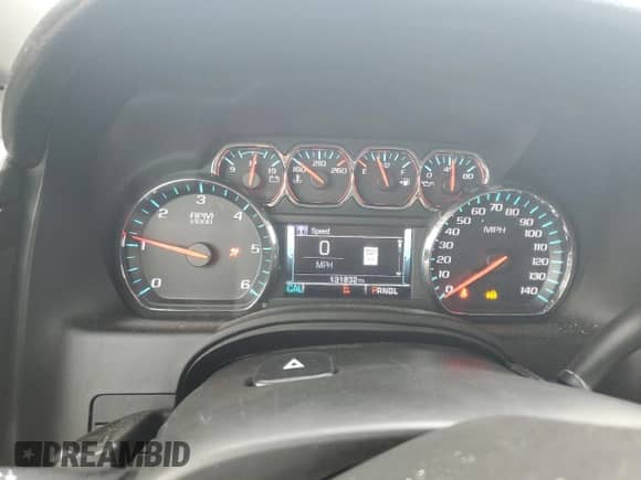 2019 Chevrolet Tahoe LT z VIN 1GNSKBKC9KR372402, wystawiony jako Copart lot #59765015 z przebiegiem 131 832 mil mil oraz Czysty tytuł • Clean title. Historia ofert i sprzedaży dostępna na DreamBid. Obrazek 9.