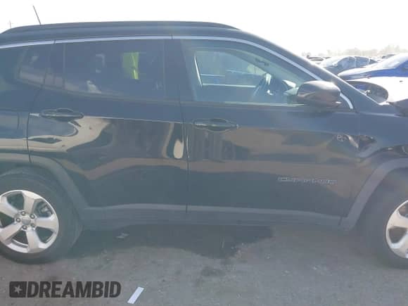 2020 Jeep Compass Latitude with VIN 3C4NJCBB7LT133977, listed as a IAAI auction lot 40950290 with 71,428 mi miles and . Bid and sale history available at DreamBid. Image 12.