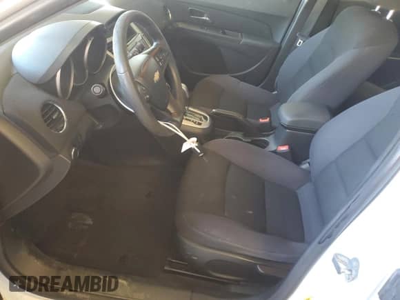 2015 Chevrolet Cruze LT с VIN 1G1PC5SB9F7120812, выставлен на аукционе Copart как лот 82266375 с пробегом 160 263 миль миль и Списание • Salvage title. История ставок и продаж доступна на DreamBid. Изображение 7.