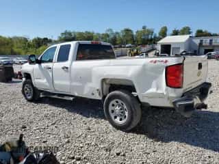 2015 Chevrolet Silverado 3500HD Work Truck z VIN 1GC5KYCG2FZ554099, wystawiony jako Copart lot #84591975 z przebiegiem 164 733 mil mil oraz Szkoda całkowita • Salvage title. Historia ofert i sprzedaży dostępna na DreamBid. Obrazek 2.
