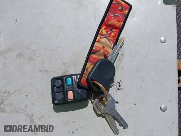 2005 Ford Mustang Deluxe с VIN 1ZVFT84N855231273, выставлен на аукционе IAAI как лот 43504723 с пробегом 162 784 миль миль и . История ставок и продаж доступна на DreamBid. Изображение 11.