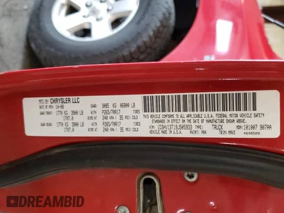 2009 Dodge 1500 Laramie z VIN 1D3HV13T19J505933, wystawiony jako Copart lot #62055554 z przebiegiem 166 857 mil mil oraz Szkoda całkowita • Salvage title. Historia ofert i sprzedaży dostępna na DreamBid. Obrazek 12.