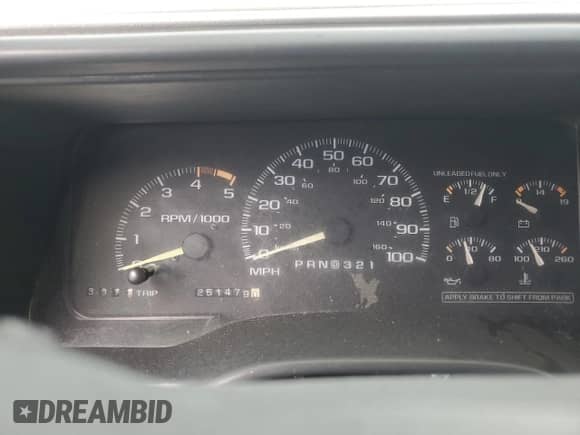 1995 GMC Sierra 1500 z VIN 2GTEC19K9S1565099, wystawiony jako Copart lot #66949044 z przebiegiem 25 147 mil mil oraz Nie do naprawy • Non repairable. Historia ofert i sprzedaży dostępna na DreamBid. Obrazek 9.