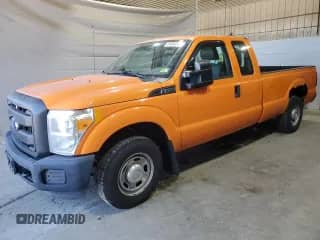 2015 Ford F-250 XLT with VIN 1FT7X2A61FEA00285, listed as a Copart auction lot 81600595 with 246,165 mi miles and Clean title. Bid and sale history available at DreamBid. Image 1.