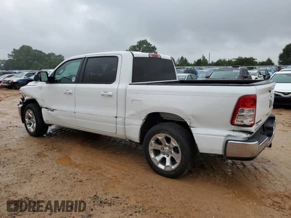 2022 Ram 1500 Big Horn z VIN 1C6RRFFG3NN461618, wystawiony jako Copart lot #62813325 z przebiegiem 22 648 mil mil oraz Szkoda całkowita • Salvage title. Historia ofert i sprzedaży dostępna na DreamBid. Obrazek 2.