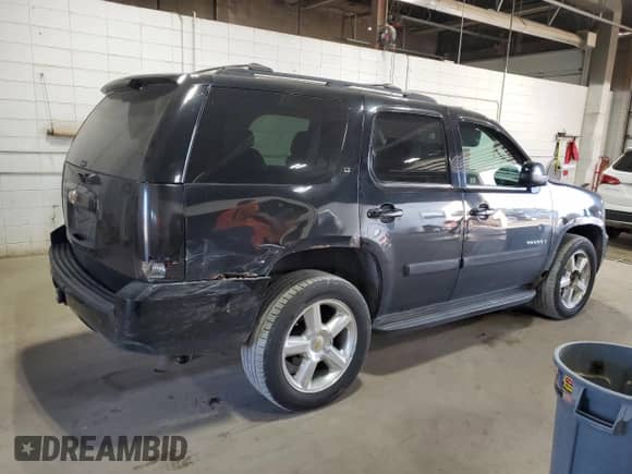 2007 Chevrolet Tahoe LT z VIN 1GNFK13037R110379, wystawiony jako Copart lot #81866825 z przebiegiem 242 388 mil mil oraz Szkoda całkowita • Salvage title. Historia ofert i sprzedaży dostępna na DreamBid. Obrazek 3.