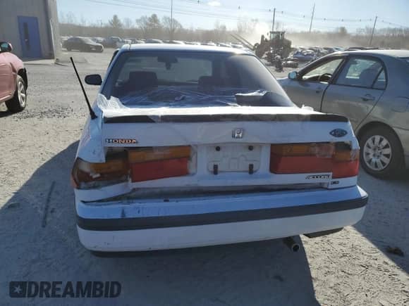 1990 Honda Accord LX z VIN JHMCB7653LC016309, wystawiony jako Copart lot #41487615 z przebiegiem 197 362 mil mil oraz Czysty tytuł • Clean title. Historia ofert i sprzedaży dostępna na DreamBid. Obrazek 6.