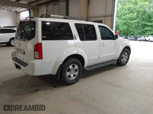 2007 Nissan Pathfinder S with VIN 5N1AR18U47C648842, listed as a IAAI auction lot 42187700 with 199,209 mi miles and . Bid and sale history available at DreamBid. Image 4.
