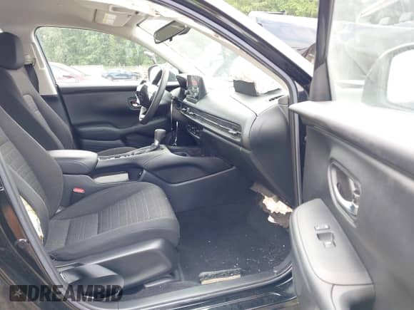 2023 Honda HR-V LX с VIN 3CZRZ2H38PM747726, выставлен на аукционе IAAI как лот 42717187 с пробегом 29 944 миль миль и . История ставок и продаж доступна на DreamBid. Изображение 5.