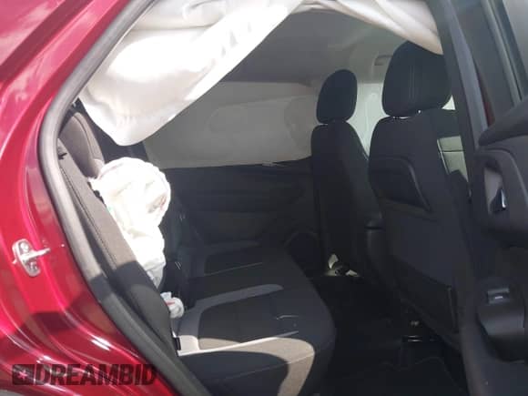 2025 Chevrolet TrailBlazer LT с VIN KL79MRSL2SB193604, выставлен на аукционе IAAI как лот 42516981 с пробегом 3 367 миль миль и . История ставок и продаж доступна на DreamBid. Изображение 8.