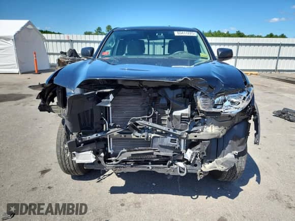 2022 Toyota Tacoma SR z VIN 3TYSZ5AN0NT082424, wystawiony jako Copart lot #65411225 z przebiegiem 22 506 mil mil oraz Szkoda całkowita • Salvage title. Historia ofert i sprzedaży dostępna na DreamBid. Obrazek 5.