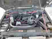 1998 Chevrolet Blazer LS z VIN 1GNDT13W3W2286848, wystawiony jako IAAI lot #43334461 z przebiegiem 214 194 mil mil oraz . Historia ofert i sprzedaży dostępna na DreamBid. Obrazek 10.