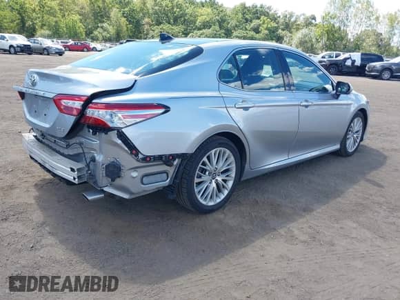 2019 Toyota Camry SE z VIN 4T1B11HK7KU778045, wystawiony jako IAAI lot #43079893 z przebiegiem 58 799 mil mil oraz . Historia ofert i sprzedaży dostępna na DreamBid. Obrazek 4.