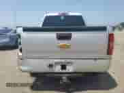 2012 Chevrolet Silverado 1500 LS z VIN 3GCPCREA9CG186777, wystawiony jako Copart lot #65770275 z przebiegiem 257 042 mil mil oraz Szkoda całkowita • Salvage title. Historia ofert i sprzedaży dostępna na DreamBid. Obrazek 6.