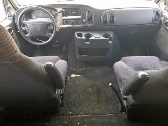 2002 Dodge Passenger with VIN 2B5WB35Z42K111092, listed as a Copart auction lot 69099525 with 80,029 mi miles and Clean title. Bid and sale history available at DreamBid. Image 8.