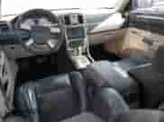 2006 Chrysler 300 C SRT-8 с VIN 2C3LA73W56H102728, выставлен на аукционе Copart как лот 63040605 с пробегом 145 411 миль миль и Чистый • Clean title. История ставок и продаж доступна на DreamBid. Изображение 8.