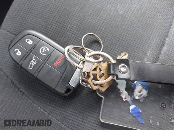 2016 Jeep Grand Cherokee Laredo with VIN 1C4RJFAG5GC444471, listed as a IAAI auction lot 43011713 with 169,413 mi miles and . Bid and sale history available at DreamBid. Image 11.