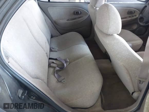 2000 Hyundai Elantra с VIN KMHJW35F0YU179853, выставлен на аукционе IAAI как лот 43134637 с пробегом 169 485 миль миль и . История ставок и продаж доступна на DreamBid. Изображение 8.